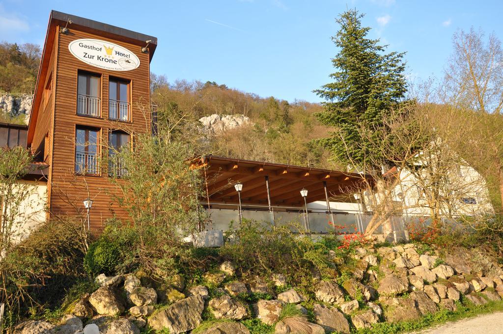 Hotel-Gasthof Zur Krone Riedenburg Buitenkant foto